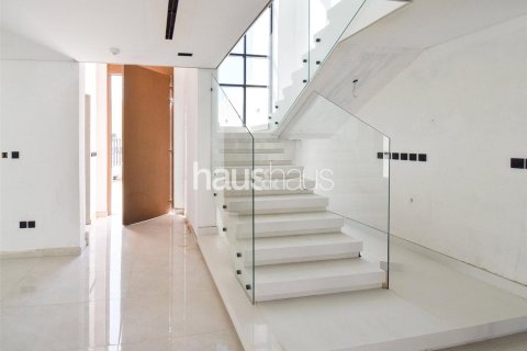 Villa in Jumeirah Park, Dubai 4 bedrooms, 421 sq.m. № 43410 - photo 6