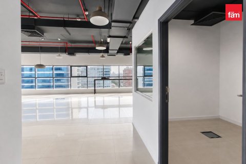 Bureau à Dubai, 147 m², № 134840 - photo 5