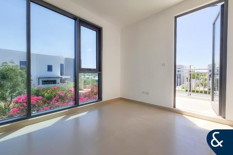 Villa in Maple at Dubai Hills Estate, Dubai Hills Estate, Dubai 4 bedrooms, 229 sq.m. № 88450 - photo 15