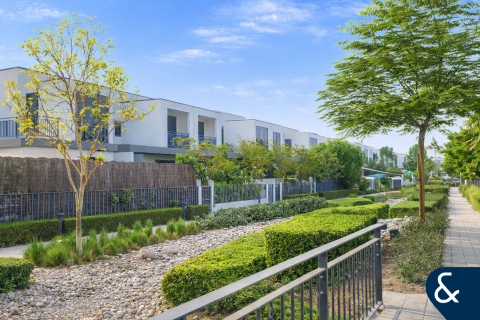 Villa in Maple at Dubai Hills Estate, Dubai Hills Estate, Dubai 4 bedrooms, 229 sq.m. № 88450 - photo 5