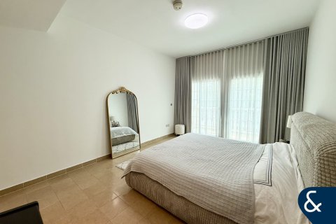 Villa en Jumeirah Village Triangle, Dubai, 2 dormitorios, 661 m², № 88548 - foto 2