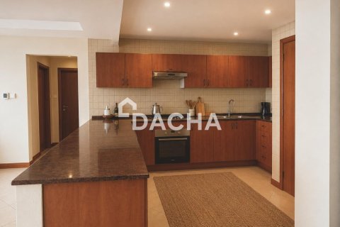 Apartment in Marina Diamonds, Dubai Marina, Dubai 3 bedrooms, 189 sq.m. № 137962 - photo 27