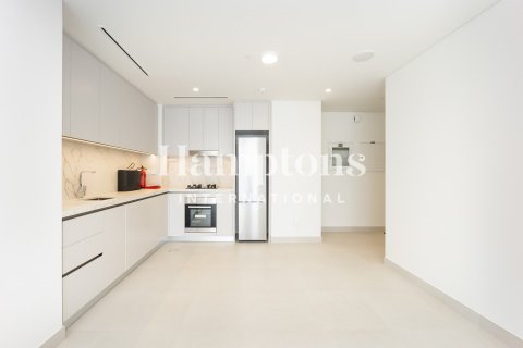 Apartment in Dubai Harbour, Dubai 1 bedroom, 80.10932787 sq.m. № 114664 - photo 3