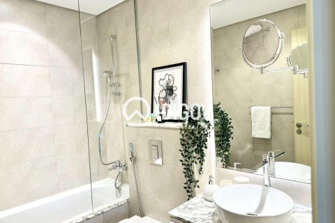 Apartment in Paramount Tower Hotel & Residences, Business Bay, Dubai 1 bedroom, 63.45 sq.m. № 120807 - photo 19