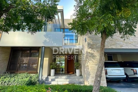 Villa en Sobha Hartland, Mohammed Bin Rashid City, Dubai, 4 dormitorios, 559.09 m², № 142842