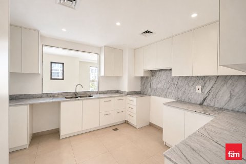 Apartamento en Umm Suqeim, Dubai, 4 dormitorios, 261.6 m², № 111791 - foto 18