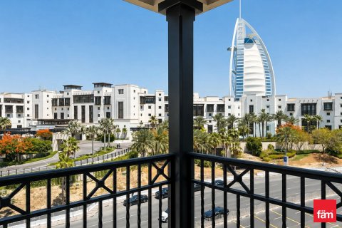 Apartamento en Umm Suqeim, Dubai, 4 dormitorios, 261.6 m², № 111791 - foto 11