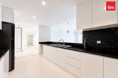 Apartment in Dubai Marina, Dubai 3 bedrooms, 175.7 sq.m. № 139296 - photo 8