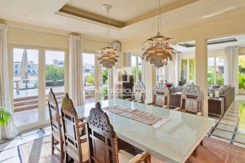 Villa in Signature Villas, Palm Jumeirah, Dubai 5 bedrooms, 1525 sq.m. № 7402 - photo 5