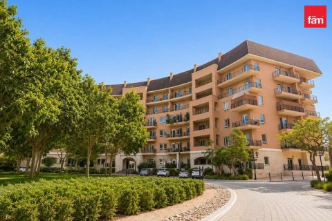 Appartement à Motor City, Dubai, 2 chambres, 153.5 m², № 119186