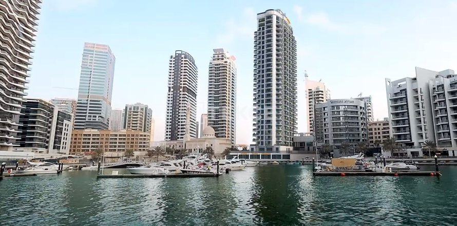 Apartment in Dubai Marina, Dubai 2 bedrooms, 160 sq.m. № 83826