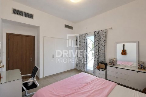 Снять в аренду виллу в Dubai Silicon Oasis, Дубай: 3 спальни, 311.97м², № 128594 - фото 5