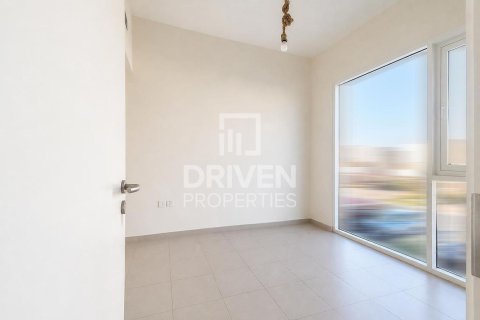 Снять в аренду квартиру в EMAAR South, Dubai South (Dubai World Central), Дубай: 2 спальни, 112.41м², № 129360 - фото 7