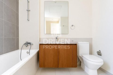 Снять в аренду квартиру в EMAAR South, Dubai South (Dubai World Central), Дубай: 2 спальни, 112.41м², № 129360 - фото 2