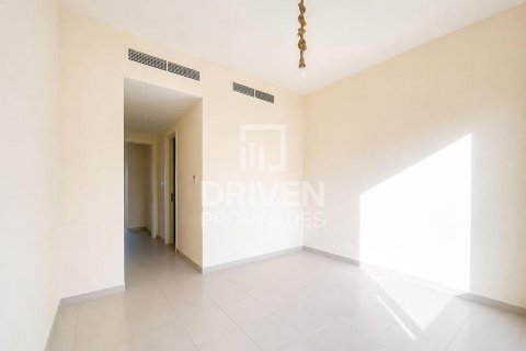 Снять в аренду квартиру в EMAAR South, Dubai South (Dubai World Central), Дубай: 2 спальни, 112.41м², № 129360 - фото 4