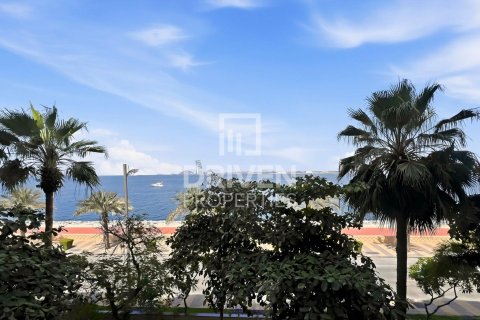Apartment in The Crescent, Palm Jumeirah, Dubai 1 bedroom, 107.58 sq.m. № 138826 - photo 11