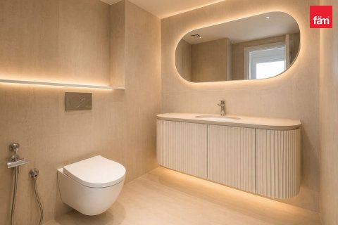 Снять в аренду виллу в Пальме Джумейре, Дубай: 5 спален, 270.9м², № 139738 - фото 9