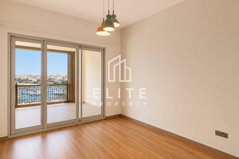 Appartement à Marina Residences, Palm Jumeirah, Dubai, 3 chambres, 227 m², № 137361 - photo 4
