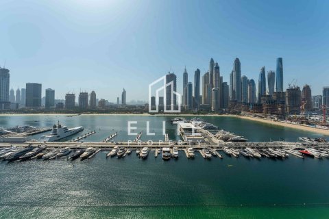 Apartamento en EMAAR Beachfront, Dubai Harbour, Dubai, 3 dormitorios, 187 m², № 137363