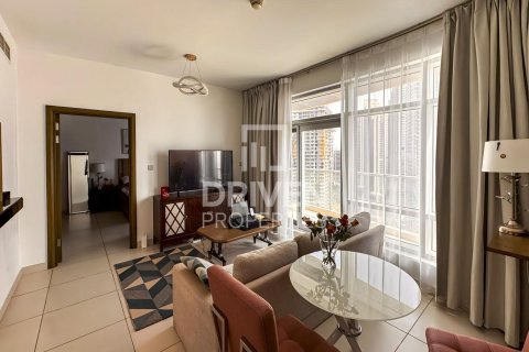 Apartment in The Lofts, Downtown Dubai (Downtown Burj Dubai), Dubai 1 bedroom, 69.21 sq.m. № 140561 - photo 5