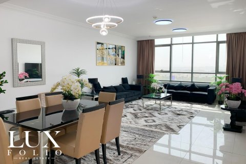 Снять в аренду квартиру в Capital Bay, Бизнес-Бэй, Дубай: 2 спальни, 126м², № 46444 - фото 3