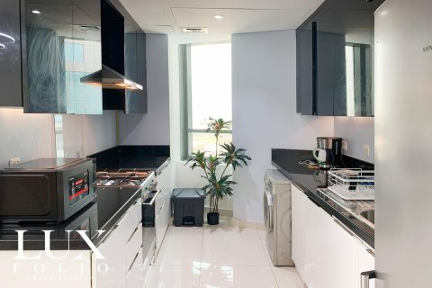 Снять в аренду квартиру в Capital Bay, Бизнес-Бэй, Дубай: 2 спальни, 126м², № 46444 - фото 9