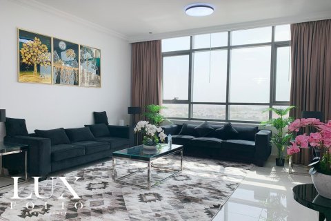 Снять в аренду квартиру в Capital Bay, Бизнес-Бэй, Дубай: 2 спальни, 126м², № 46444 - фото 13