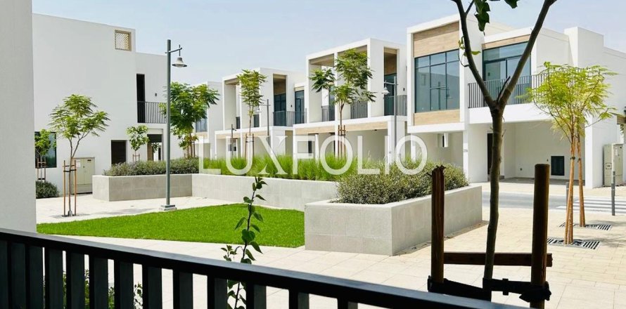 Таунхаус в Arabian Ranches 3, Дубай, 3 спальни, 209м², № 46441
