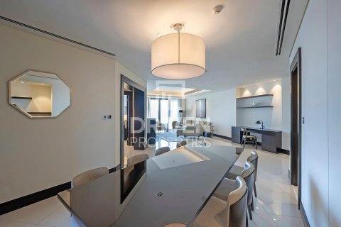 Apartment in Downtown Dubai (Downtown Burj Dubai), Dubai 2 bedrooms, 171.68 sq.m. № 138145 - photo 8