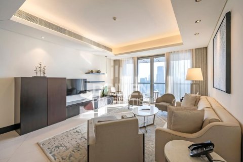 Apartment in Downtown Dubai (Downtown Burj Dubai), Dubai 2 bedrooms, 171.68 sq.m. № 138145 - photo 2