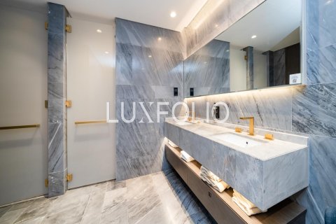 Apartment in FIVE Palm Jumeirah, Palm Jumeirah, Dubai 2 bedrooms, 181 sq.m. № 45816 - photo 10