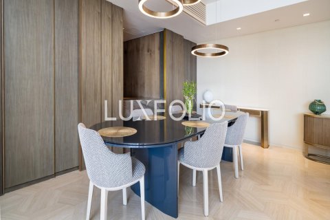 Apartment in FIVE Palm Jumeirah, Palm Jumeirah, Dubai 2 bedrooms, 181 sq.m. № 45816 - photo 2