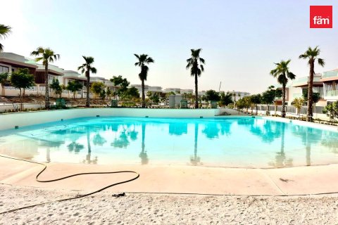 Townhouse in Dubai 4 bedrooms, 144 sq.m. № 120708 - photo 13
