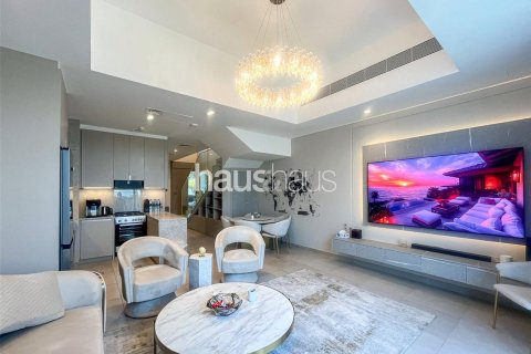 Таунхаус в District 7, Мохаммед Бин Рашид Сити, Дубай, 2 спальни, 131м², № 45054