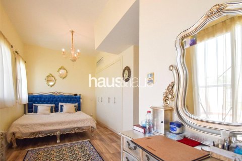 Townhouse in The Springs, Dubai 2 bedrooms, 312 sq.m. № 45037 - photo 14