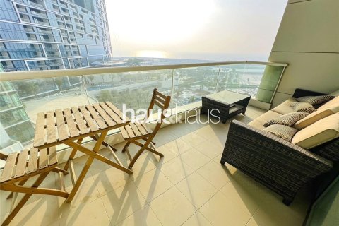 Apartamento en Jumeirah Beach Residence, Dubai, 2 dormitorios, 152 m², № 45031 - foto 2