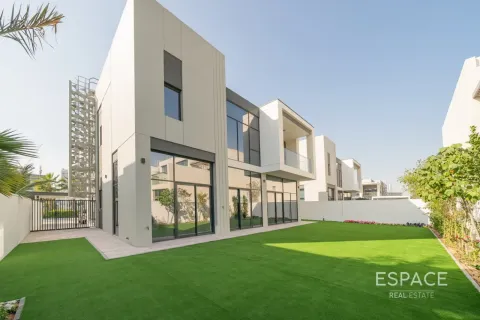 Villa à Al Furjan, Dubai, 5 chambres, 414 m², № 122958