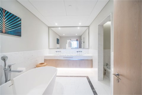Appartement à The Palm Tower, Palm Jumeirah, Dubai, 1 chambre, 98 m², № 73848 - photo 19
