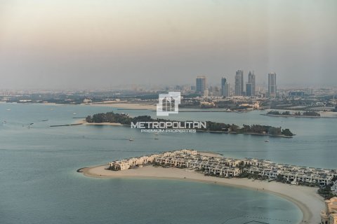 Appartement à The Palm Tower, Palm Jumeirah, Dubai, 1 chambre, 98 m², № 73848 - photo 2