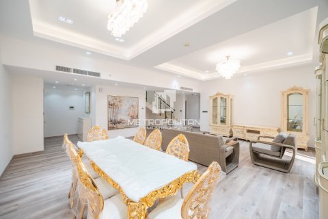 Apartment in Sadaf, Jumeirah Beach Residence, Dubai 3 bedrooms, 350 sq.m. № 73851 - photo 2