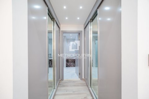 Apartment in Sadaf, Jumeirah Beach Residence, Dubai 3 bedrooms, 350 sq.m. № 73851 - photo 23
