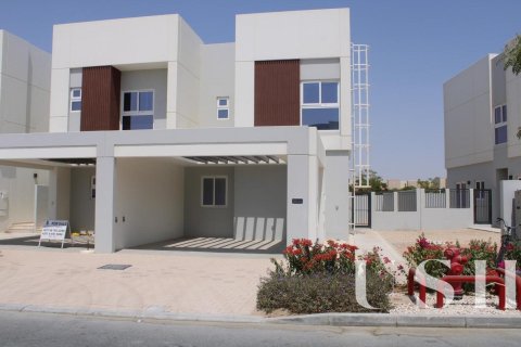 Adosado en Villanova, Dubai Land, Dubai, 3 dormitorios, 161 m², № 39417