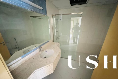 Apartment in Dubai Sports City, Dubai 2 bedrooms, 127 sq.m. № 39420 - photo 11