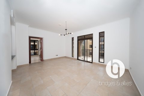 Apartamento en Old Town, Dubai, 1 dormitorio, 90 m², № 98130 - foto 5