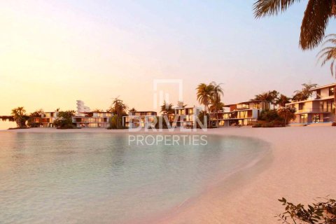 Villa à Palm Jumeirah, Dubai, 6 chambres, 1527.14 m², № 140064 - photo 7