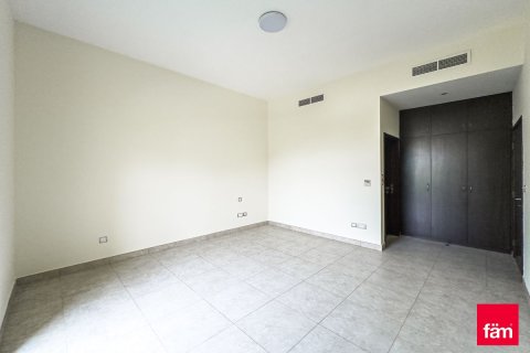 Снять в аренду таунхаус в Дубае: 4 спальни, 423.9м², № 139359 - фото 28