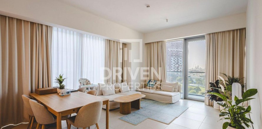 Appartement à Al Wasl, Dubai, 3 chambres, 160.63 m², № 129211