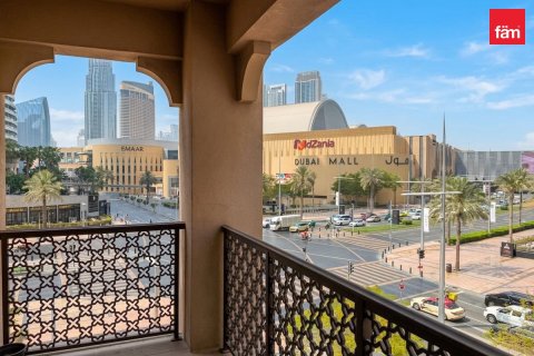 Apartment in Old Town, Dubai 2 bedrooms, 130.2 sq.m. № 123909 - photo 10