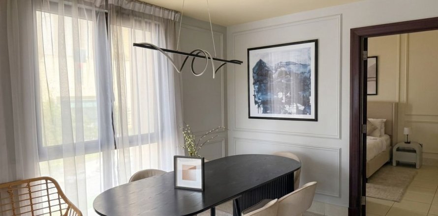 Apartment in Old Town, Dubai 2 bedrooms, 130.2 sq.m. № 123909