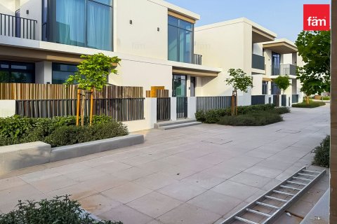 Villa in Dubai 3 bedrooms, 125 sq.m. № 123906 - photo 20